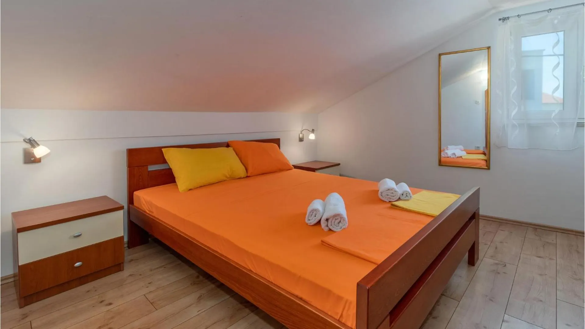 2 Bedroom Beautiful Home In Novi Vinodolski 0*,